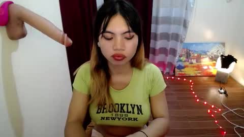 Tina online show from April 18, 7:07 pm