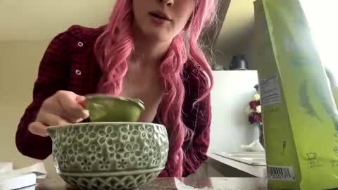 pinkykittykat online show from May 12, 4:13 pm