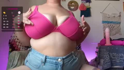 Em online show from December 27, 9:00 pm