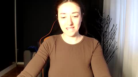 piscesgirl06 online show from February 2, 5:39 am