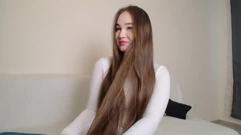 Lily online show from April 26, 1:42 pm