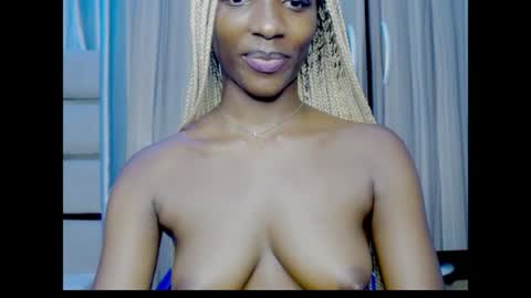 Ella online show from July 19, 11:12 am