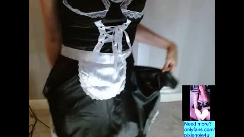 pixiehole4u online show from September 23, 7:56 pm