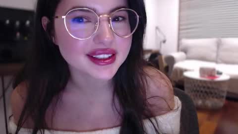 Mary online show from December 13, 10:05 pm