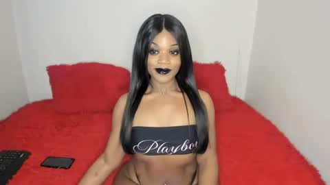 plushd0ll online show from December 19, 11:35 am