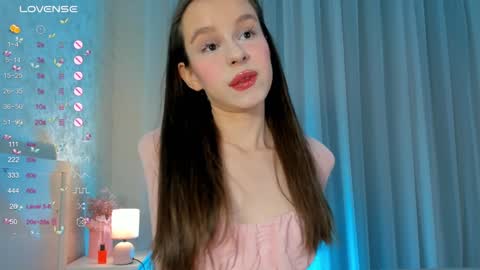 Sophie online show from December 4, 6:06 pm