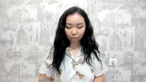 Erica online show from February 6, 4:14 pm