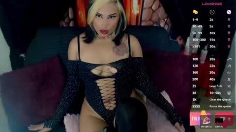 DaniellaBaby online show from January 30, 6:35 am