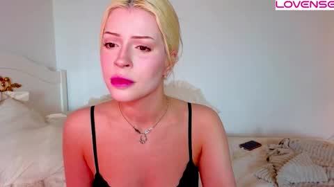 Rose online show from March 8, 11:25 am