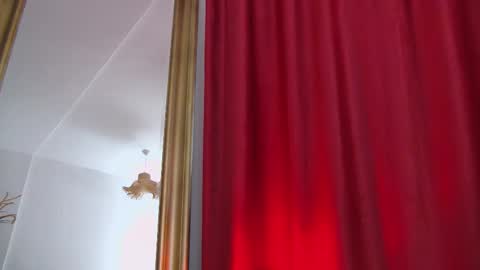 poison_milf_ online show from September 25, 5:06 am