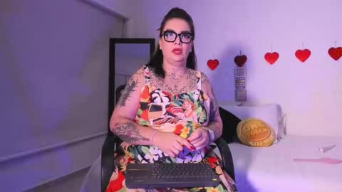 poisson_ivy_ online show from September 20, 1:05 am