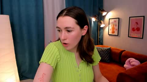Polly online show from June 7, 9:49 am
