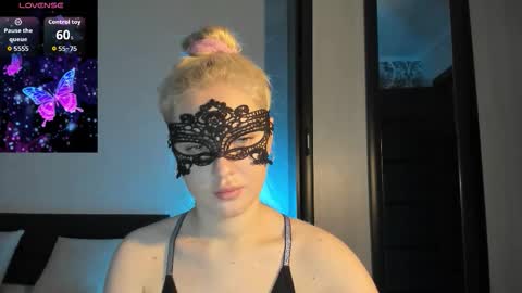polly_skil online show from March 13, 2:51 pm