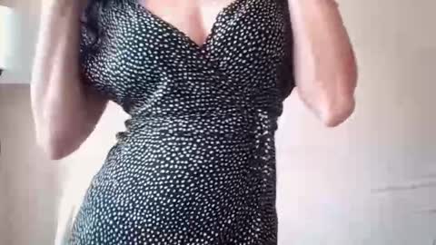 Polly Benz online show from June 7, 4:14 pm