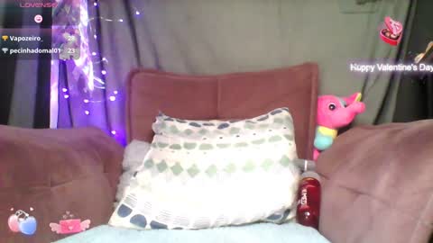 pollycrush online show from December 16, 6:05 pm