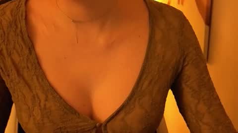 April online show from March 12, 6:21 pm