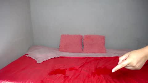 NICKKYMARTIN online show from February 19, 8:41 pm