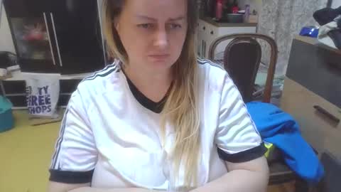 MelissOfficial online show from March 31, 6:41 pm