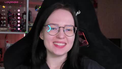 Robyn online show from March 26, 2:52 pm