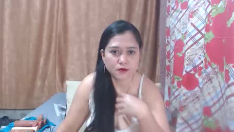 precious0088 online show from March 12, 6:32 pm