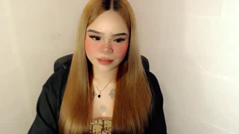 MAXXINE online show from September 27, 4:30 am