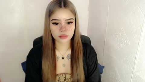 MAXXINE online show from February 25, 5:30 am