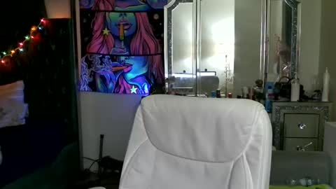 Yasmine pretty online show from February 27, 4:52 am