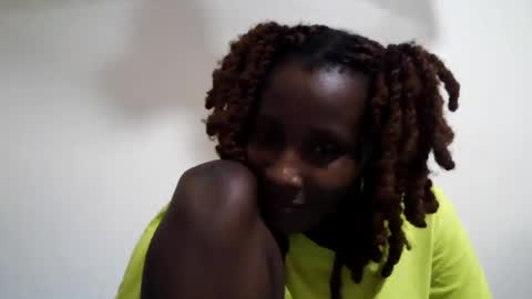 pretty_ass07 online show from July 16, 4:33 pm