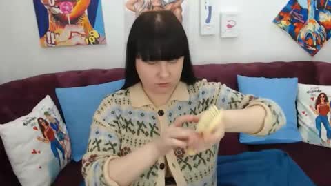 pretty_malika online show from April 3, 3:59 am