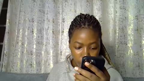 pretty_petite24 online show from February 25, 12:15 pm