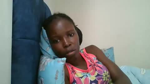 pretty_petite_ebony online show from February 7, 2:32 pm