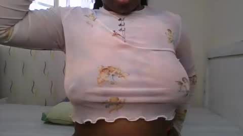 pretty_shila online show from November 17, 12:28 pm