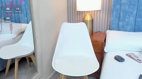 Daisy Flower online show from October 3, 3:11 am