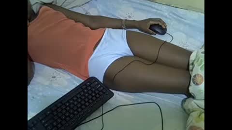 prettyalma online show from December 23, 6:58 pm