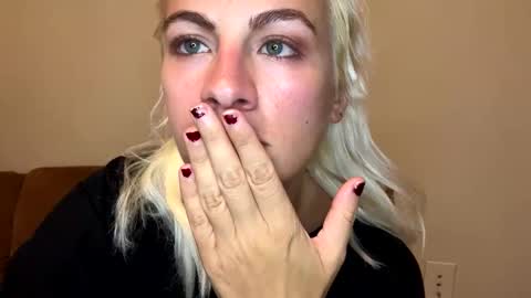 Missy  Jack online show from September 29, 2:38 am