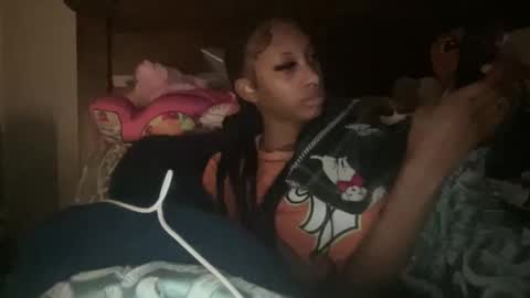 prettyfacefemale online show from February 20, 6:19 am