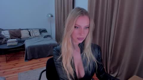 Eva online show from January 14, 1:21 am