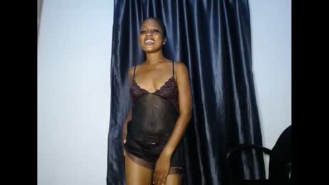 mia online show from October 25, 6:32 am