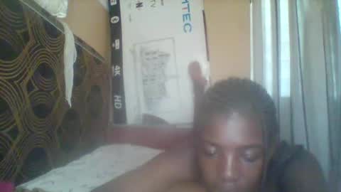 prettyzuzu online show from October 17, 2:53 pm