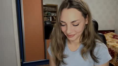 Amelia online show from November 26, 8:10 pm