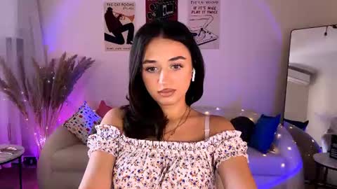 Sofi online show from July 3, 1:39 pm