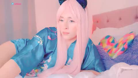 ArianaJoliiee online show from October 17, 1:09 am