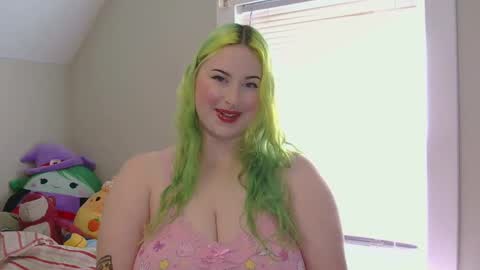 Princess Kira online show from October 6, 2:01 pm