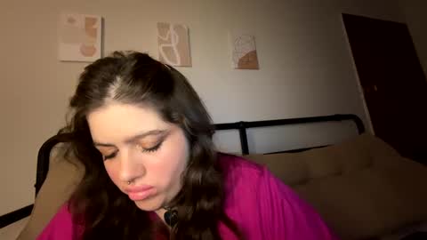 princessviccxo online show from October 9, 4:49 am