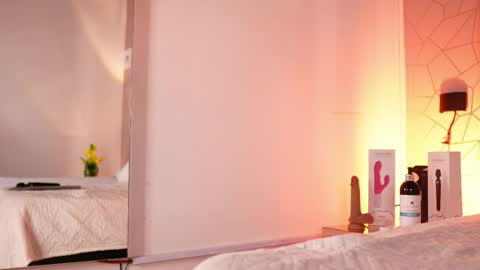 Lu online show from April 16, 9:03 pm