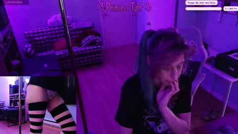 Tyff online show from May 4, 3:49 pm