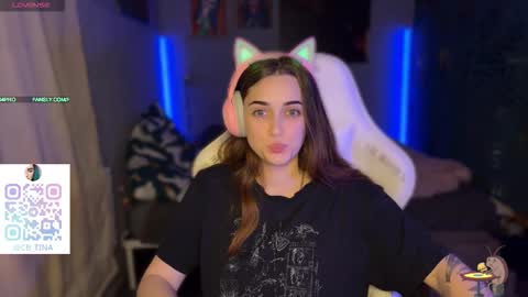 Queen of Pain online show from February 14, 3:03 pm