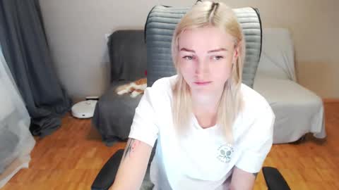 Polly online show from October 3, 12:43 pm