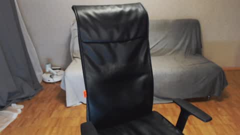 Polly online show from December 20, 1:25 am