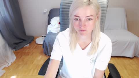 Polly online show from June 22, 5:37 am